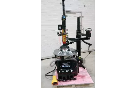 XL-522CR Madala rehvi adapter 230V/1Ph