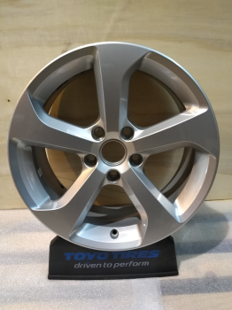 7,5X17 ORIGINAL EQUIPMENT BROOKLYN VW DEMO 5/112 ET49 CH57,1